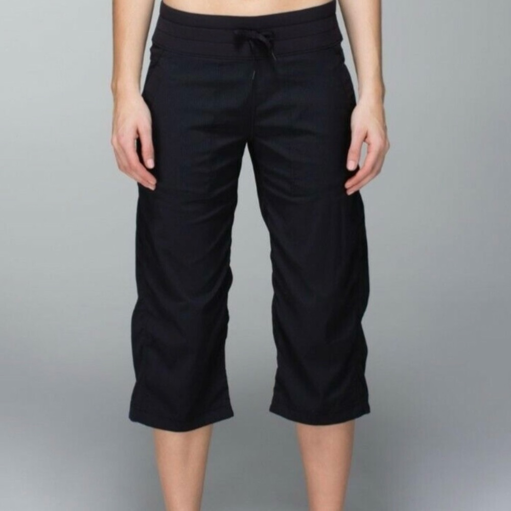 LULULEMON Dance Studio Crop Pants